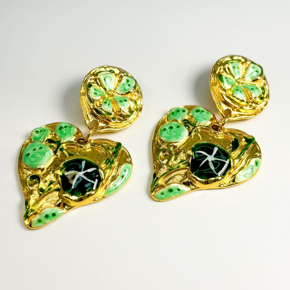 
                      
                        Chic Green Vintage Clip On Earrings - haute Pink
                      
                    