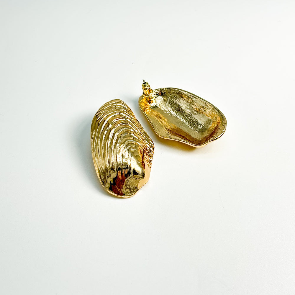 
                      
                        Shell Couture Vintage Earrings
                      
                    